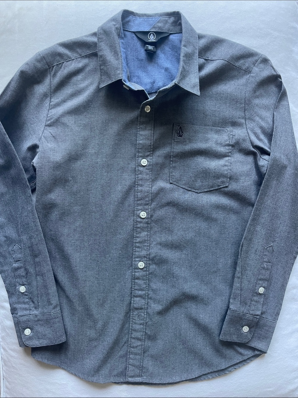 VOLCOM Boys size 12 Button-Down Shirt — Charcoal